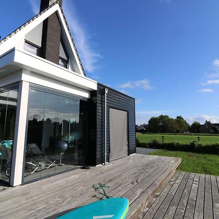 Peaceful Villa On The Water In Stavoren Exteriér fotografie